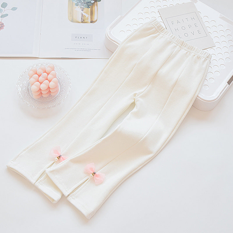 Girls' bell bottoms in spring and autumn