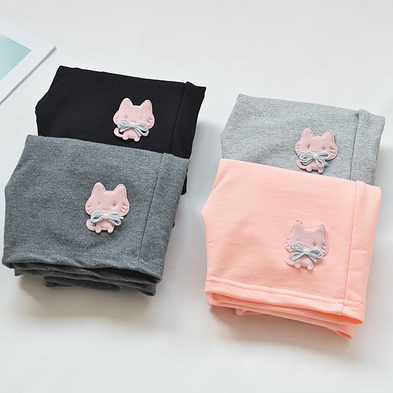 Girls' shorts for outerwear